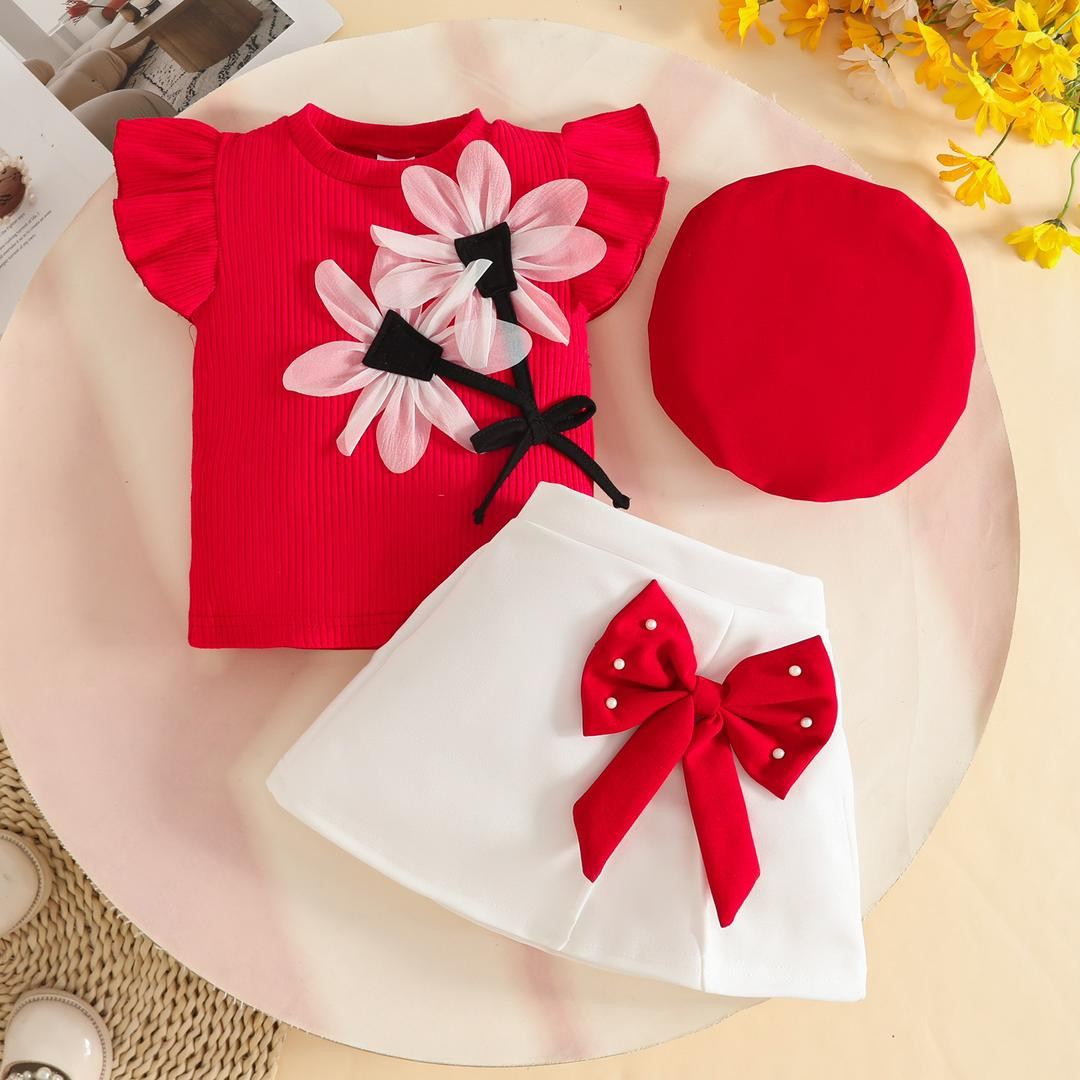 طقم بناتي أنيق بلمسة ناعمة