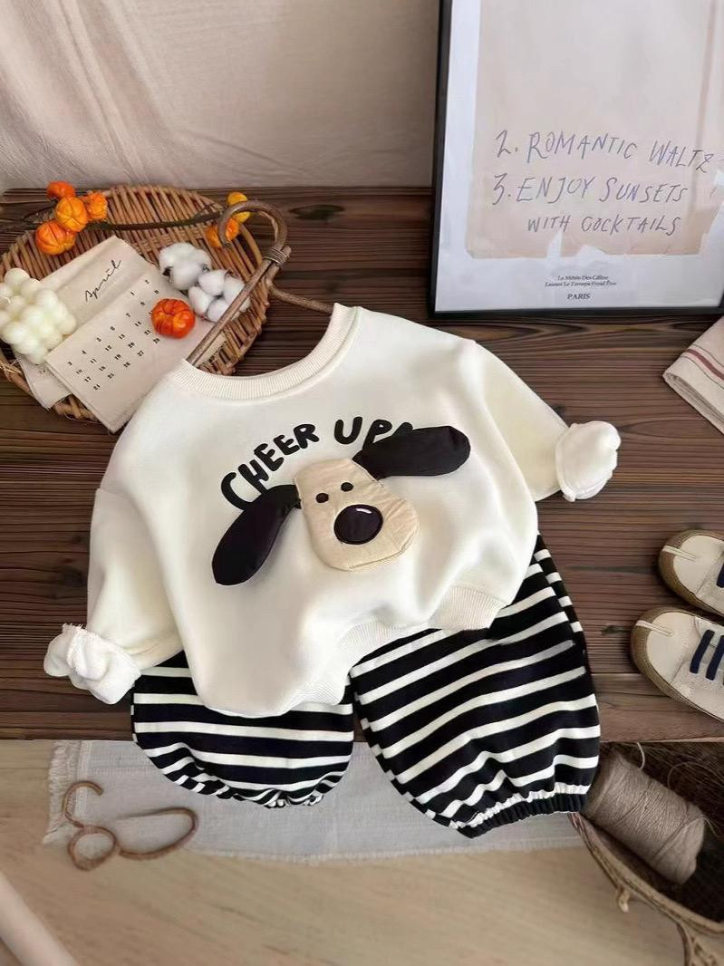 بدلة أطفال ربيعية 2025 جديدة – سويت شيرت مع بنطال مخطط أولاد