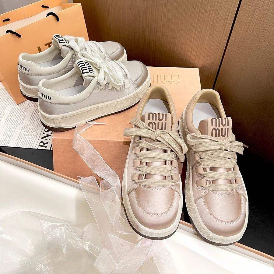 حذاء كاجوال بلون الشامبانيا 【نسخة مطورة عالية الجودة】