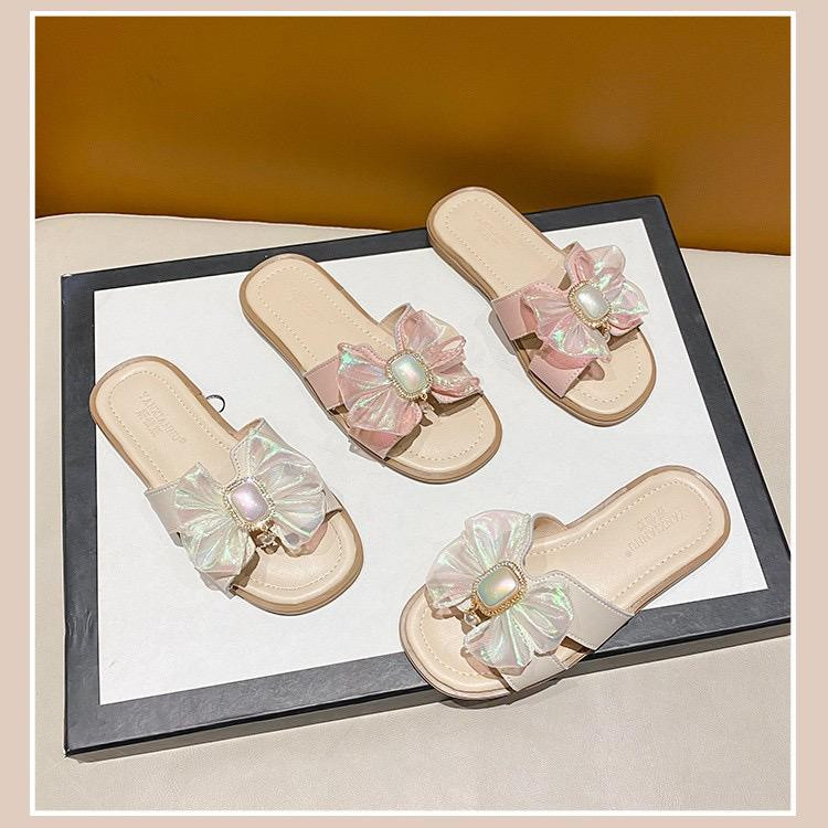 شبشب بناتي مزين