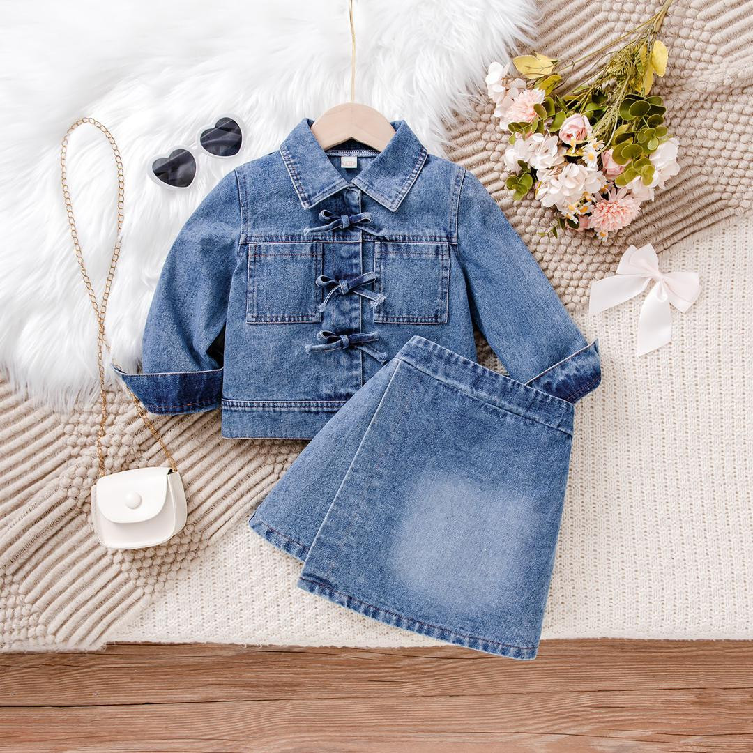 طقم جينز بناتي أنيق