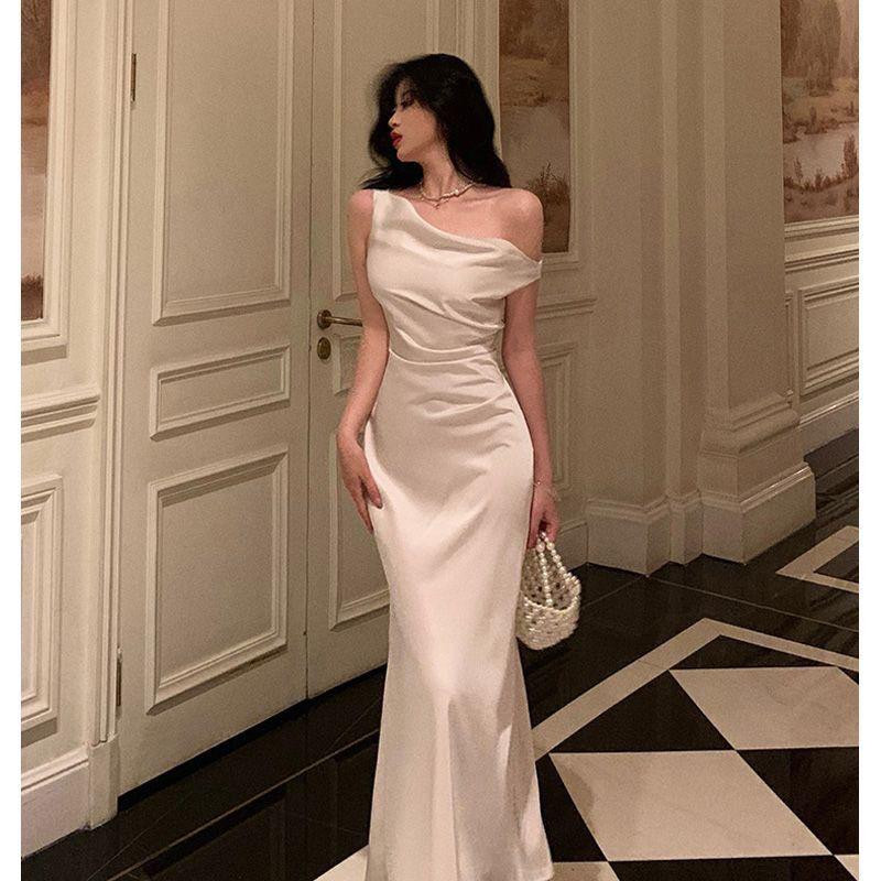 فستان مایشَي أنيق بكتف واحد من الساتان بذيل سمكة — طراز ربيع/خريف