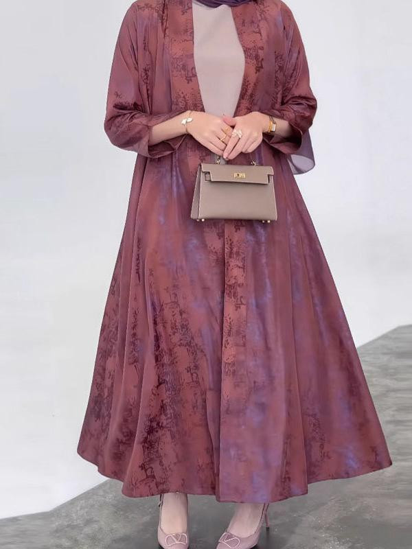 عباة خليجية متوسط الطول 2025، تصميم أنيق مطبوع بلمسة عصرية كاجوال،