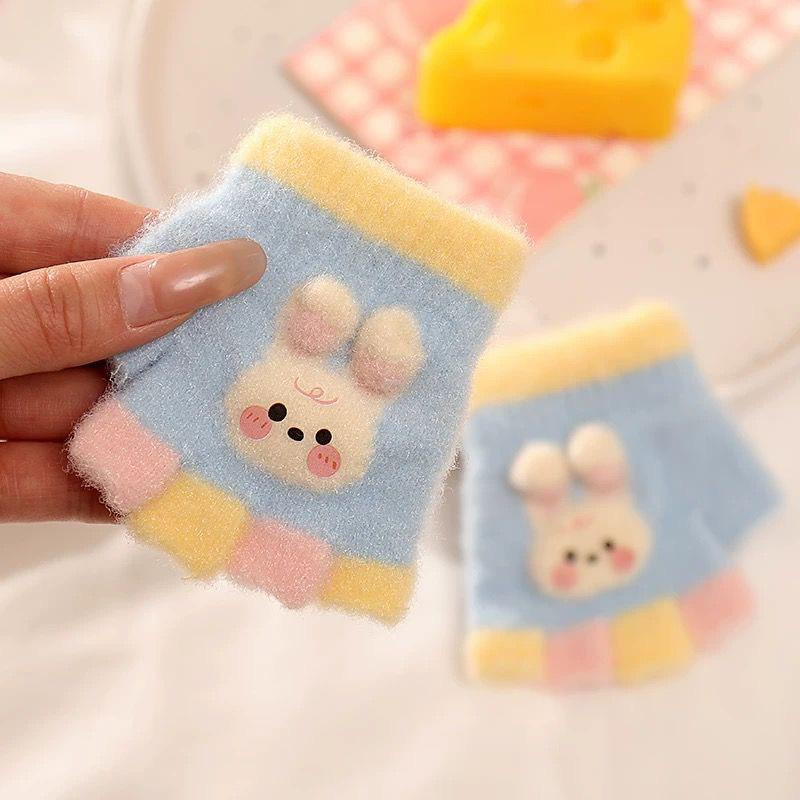 جوارب أطفال برسمة الأرنب