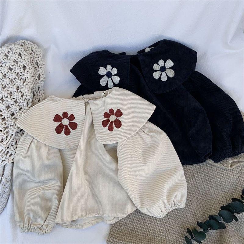 بلوزة بناتي بكشكشة على الياقة وتصميم زهور كبيرة مطرّزة بأسلوب كوري أنيق، بأكمام منفوخة طويلة لفصلي الخريف والشتاء