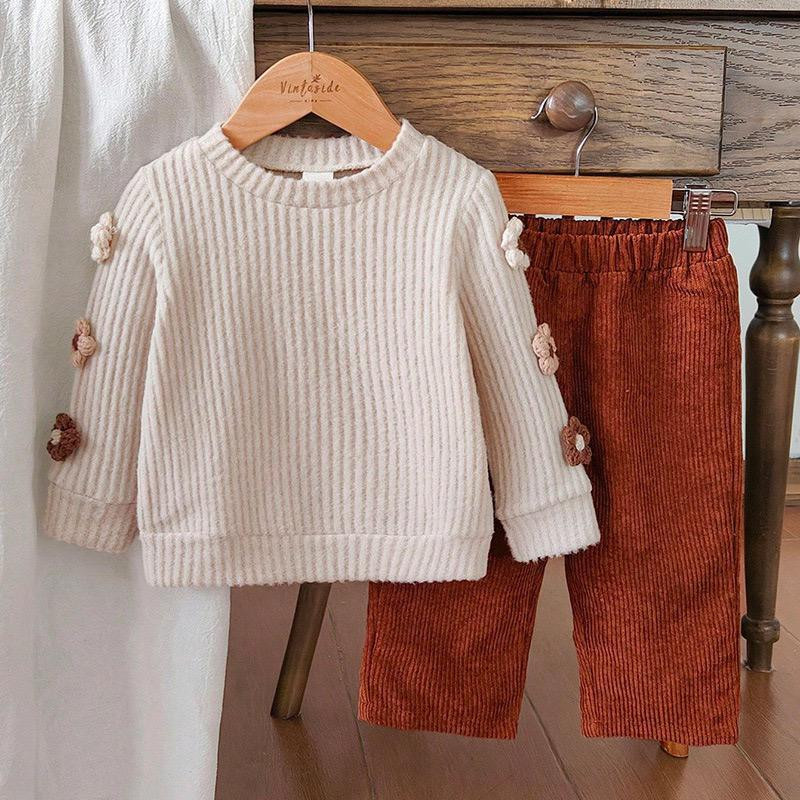 طقم بناتي شتوي لطيف