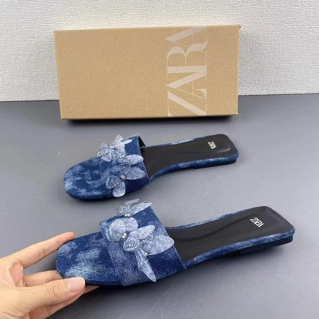 حذاء نسائي جديد لموسم ربيع/صيف من علامة ZA بلون جينز أزرق مزين بتزيين فراشة، تصميم مسطح