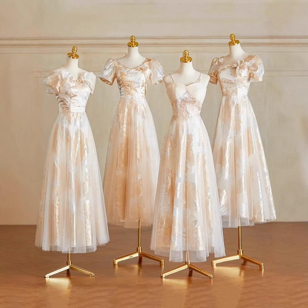 فستان طويل بتصميم فاخر مستوحى من الستايل الفرنسي ? خامة ناعمة وانسيابية تمنحك إطلالة ملكية راقية قصير و طويل