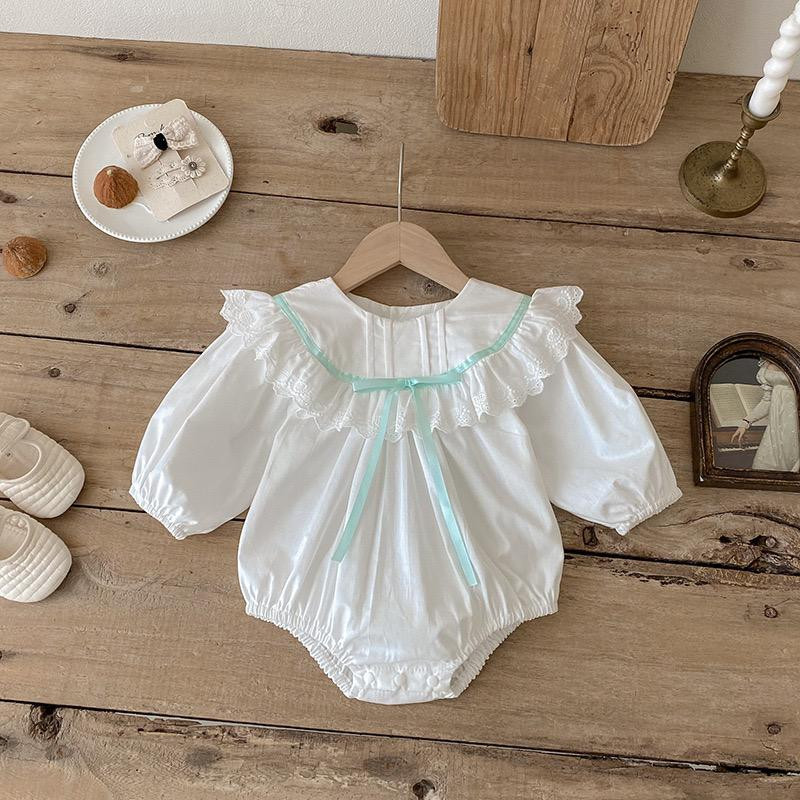 فستان بناتي بتصميم كوري من قطعتين (بودي + فستان دانتيل) ستايل ناعم بطابع الغابة الكورية لإطلالة أنيقة للأخوات الصغيرات