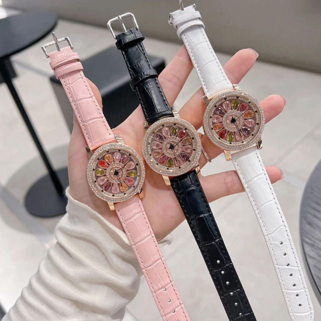 ساعة نسائية أوتوماتيك بتصميم طاووس