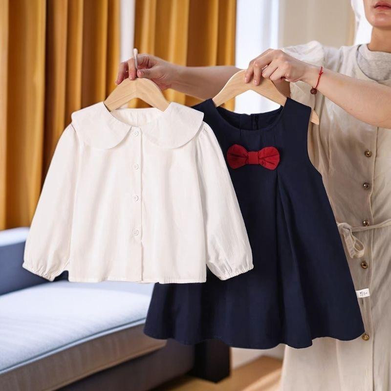 طقم فستان للبنات يتكوّن من فستان بحمالات مع قميص داخلي بتصميم عصري و جميل