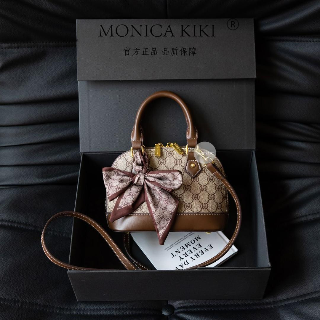 (حقيبة صغيرة راقية عصرية 2025، تصميم جديد أنيق بنقشة قديمة،