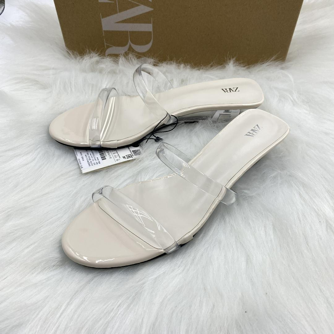 كعب ???? شفاف بخطين وكعب كريستال