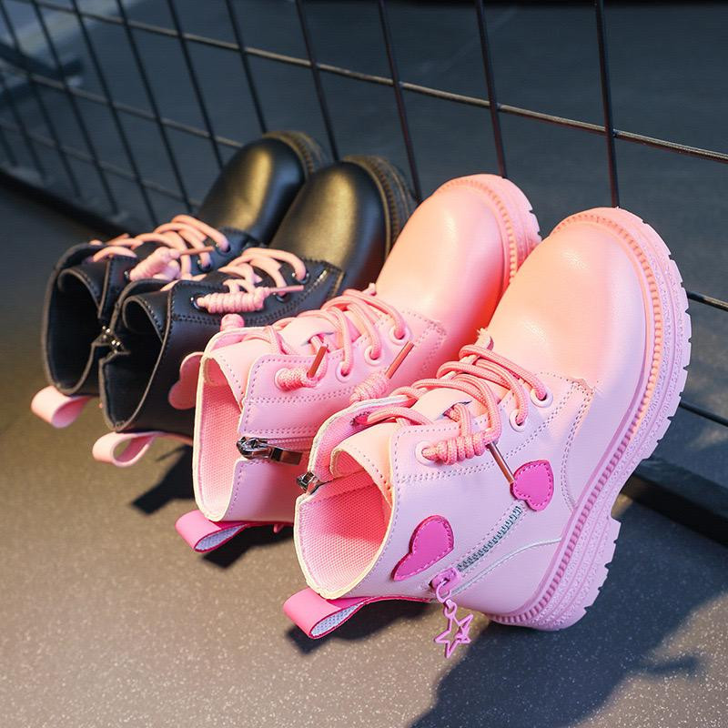 بوت بنات كاجوال عصري