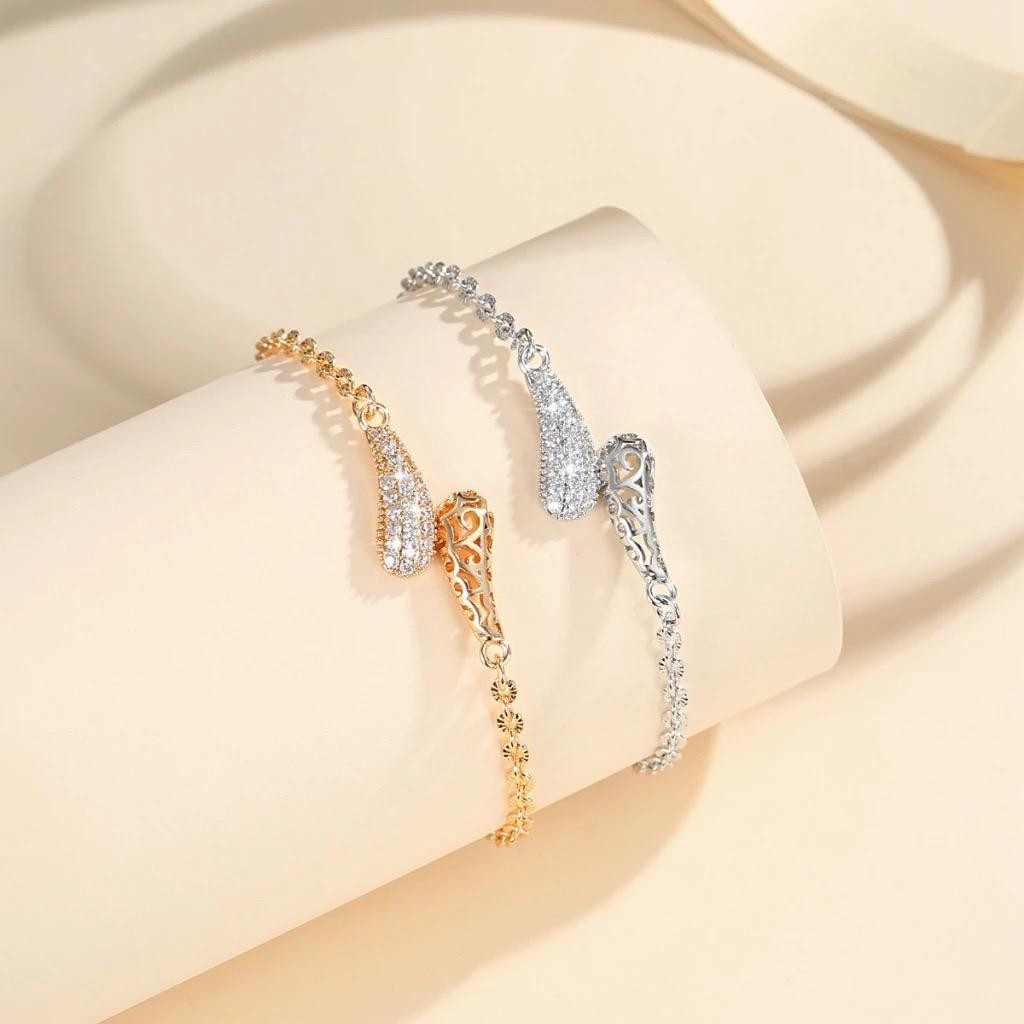 طقم اساور 2 قطعة (ذهبي + فضي)