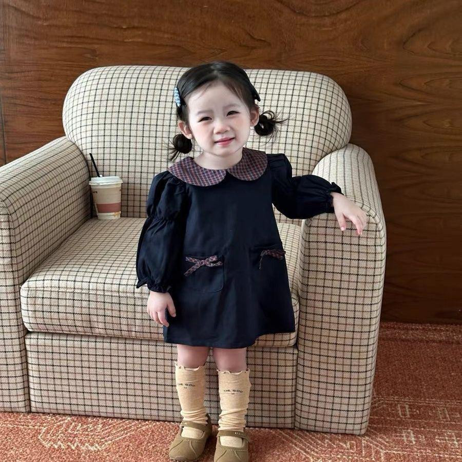 فستان بناتي جديد   بتصميم أنيق مزين بعقدة فراشة ونقشة كارو لإطلالة أميرة صغيرة جذابة