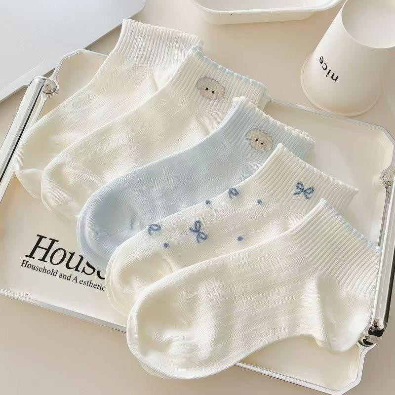 جوارب أطفال بنات صيفية شبكية قصيرة – ماصة للعرق ومناسبة للمدرسة