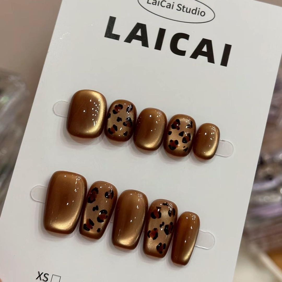 اظافر صناعيه يدوية بنقشة الفهد وعيون القطة، ملصقات أظافر فاخرة لإطلالة أنيقة