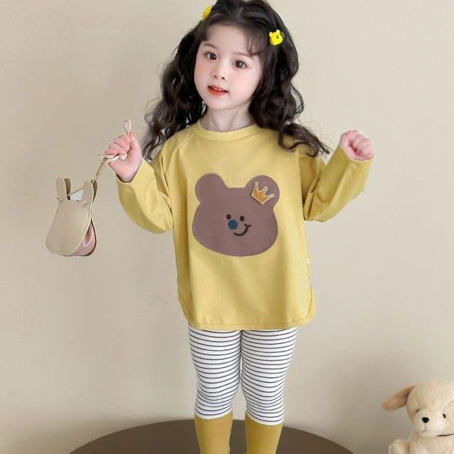 طقم بناتي ربيعي/خريفي 2025 – تيشيرت كرتوني أرنب وردي مع ليقنز مخطط قطني