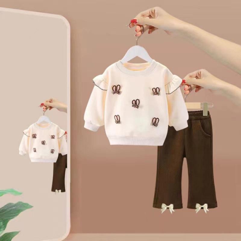 طقم شتوي دافئ للأطفال(بلوزة+بنطال)