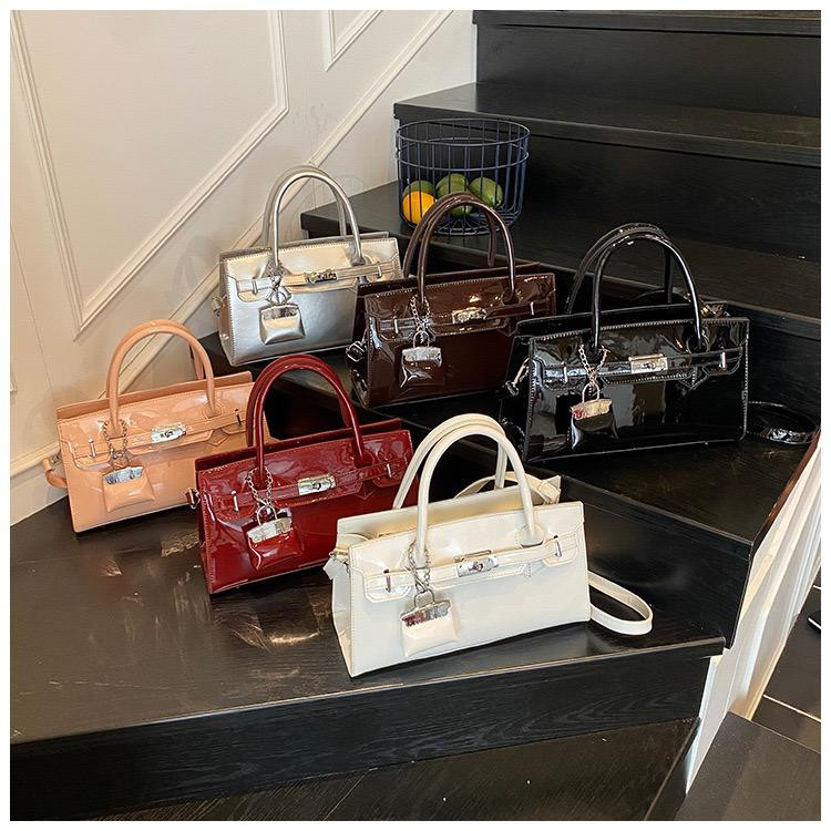 حقيبة نسائية – تصميم كوري فخم