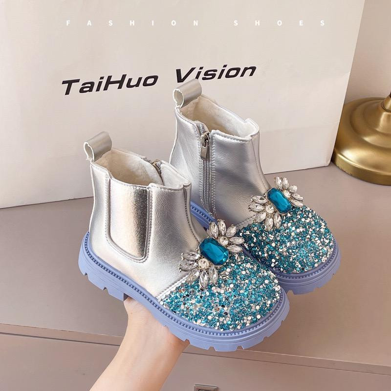 بوت قصير للبنات ستايل أميرة